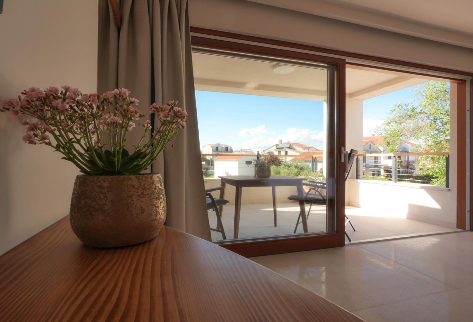 Lojena -murter Luxury Apartament *
